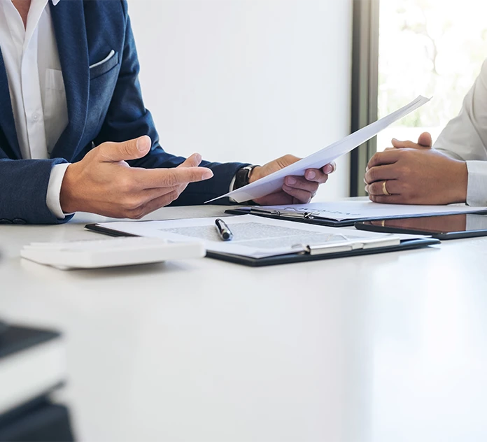 Illustration des solutions Assurance responsabilité civile mandataire sociaux - ETIK Assurance