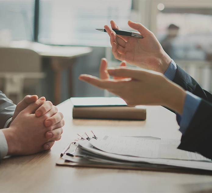 Illustration des solutions Assurance responsabilité civile professionnelle adaptées aux besoins de la profession Conseil en entreprise - ETIK Assurance