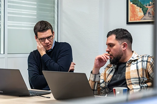 Développement de nos outils digitaux et de l’espace client en ligne par l’équipe IT du cabinet.